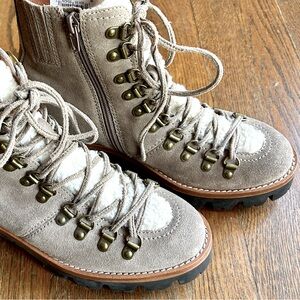 Jeffrey Campbell Gray Stanley Lace Up Boots BRAND NEW never worn SZ 7.5